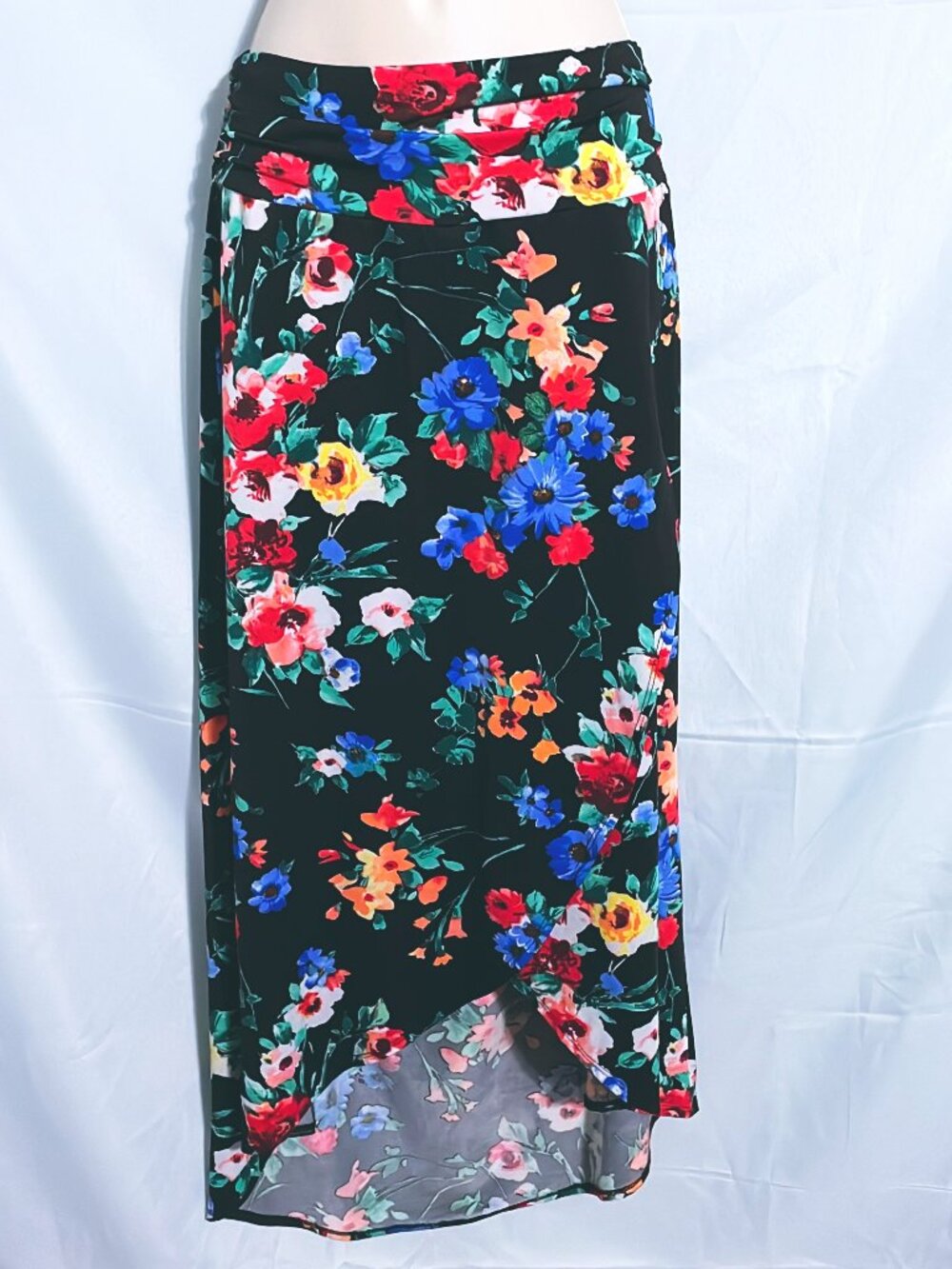 Apt 9 Black Floral Skirt Size M